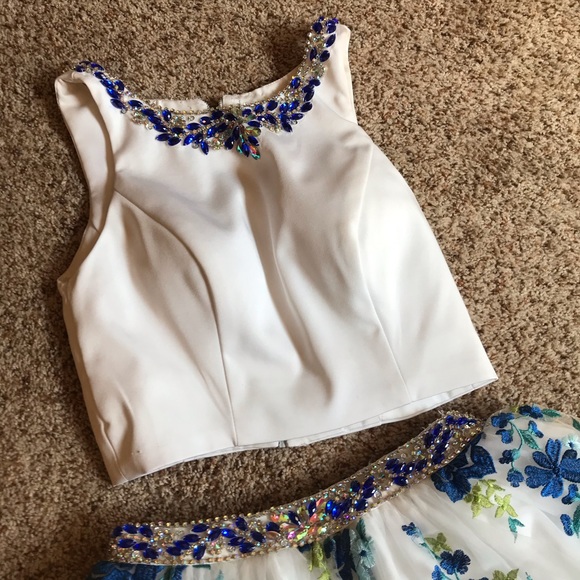 2 piece dress - Picture 2 of 2